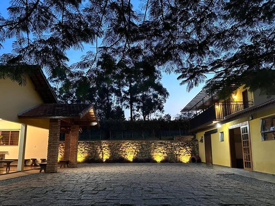 Dos Vinhos Villa
